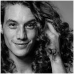 Aussie Miracle Moist Shampoo 500Ml - Image 3