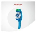 Colgate Maxwhite Toothbrush Set Medium 3 Pack - Image 2