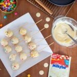 Milkybar White Chocolate Pouch 94G - Image 2