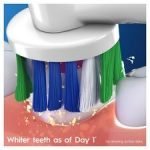 Oral-B 3D White Replacement Electric Toothbrush Head 8Pk - Image 4