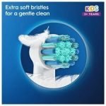 Oral-B Kids 3+ Lightyear Electric Toothbrush Heads X4 - Image 3