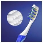 Oral-B Pro- Expert Pulsar Medium Toothbrush - Image 2