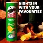 Pringles Sour Cream & Onion Crisps 165G - Image 3